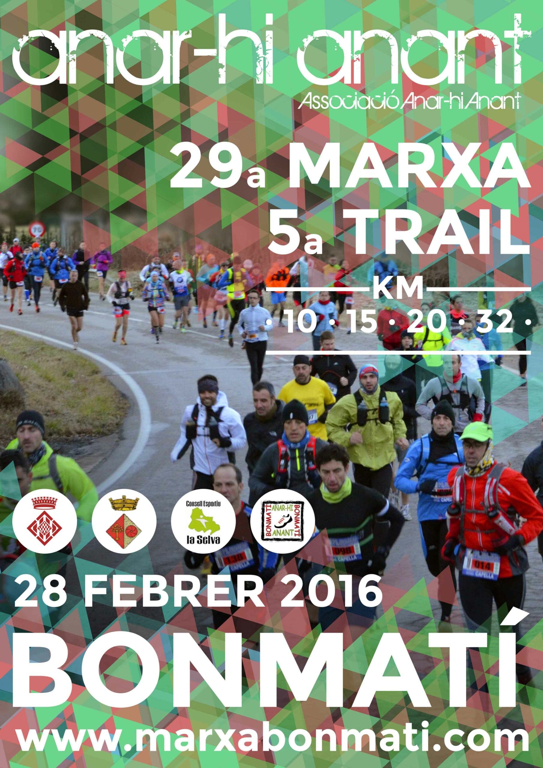 Cartel de la 29ª Marxa y 5ª Trail de Bonmatí, con corredores en plena carrera