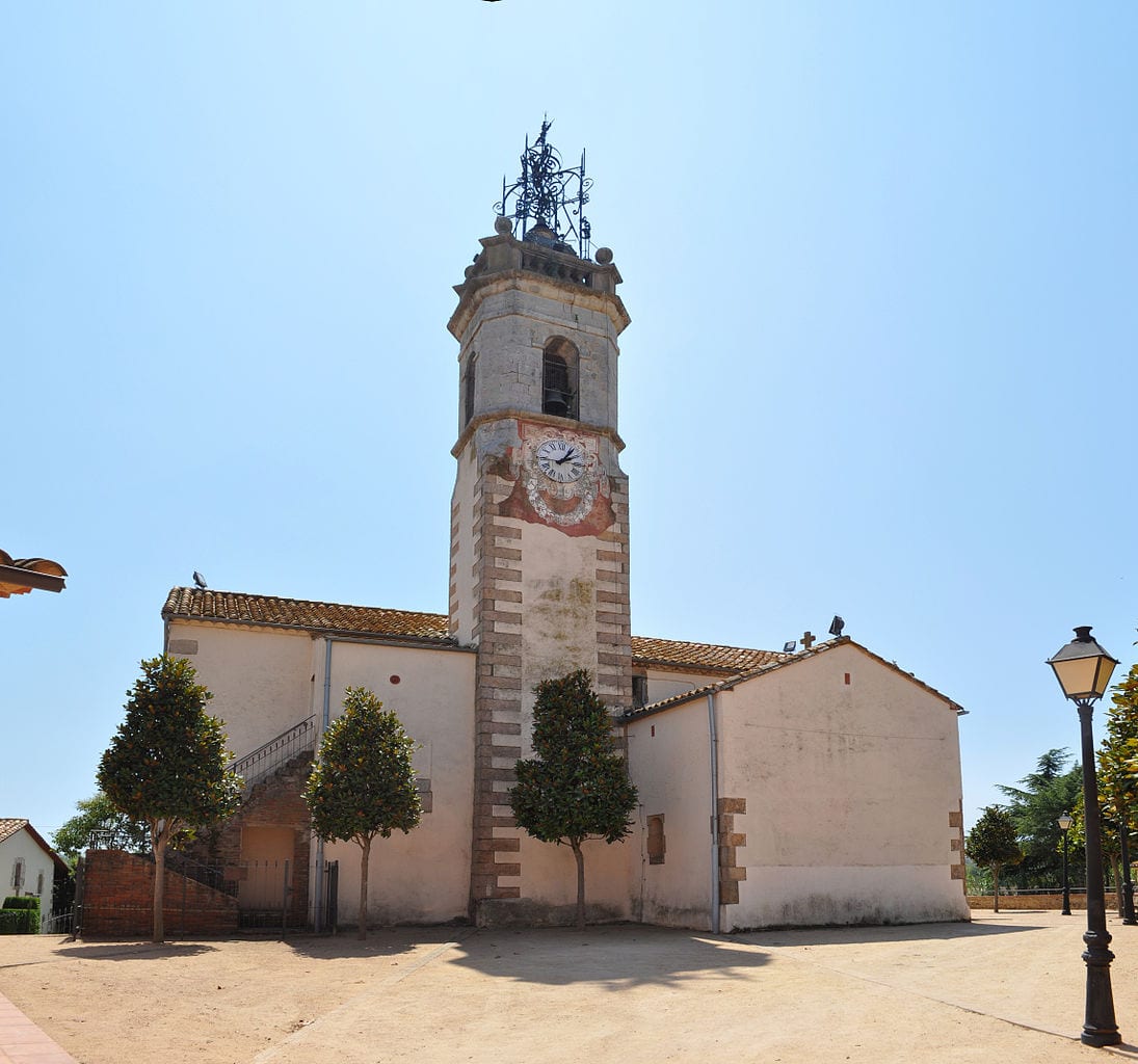 Campanario de la iglesia de Sils, uno de los puntos con cobertura de la red wifi municipal